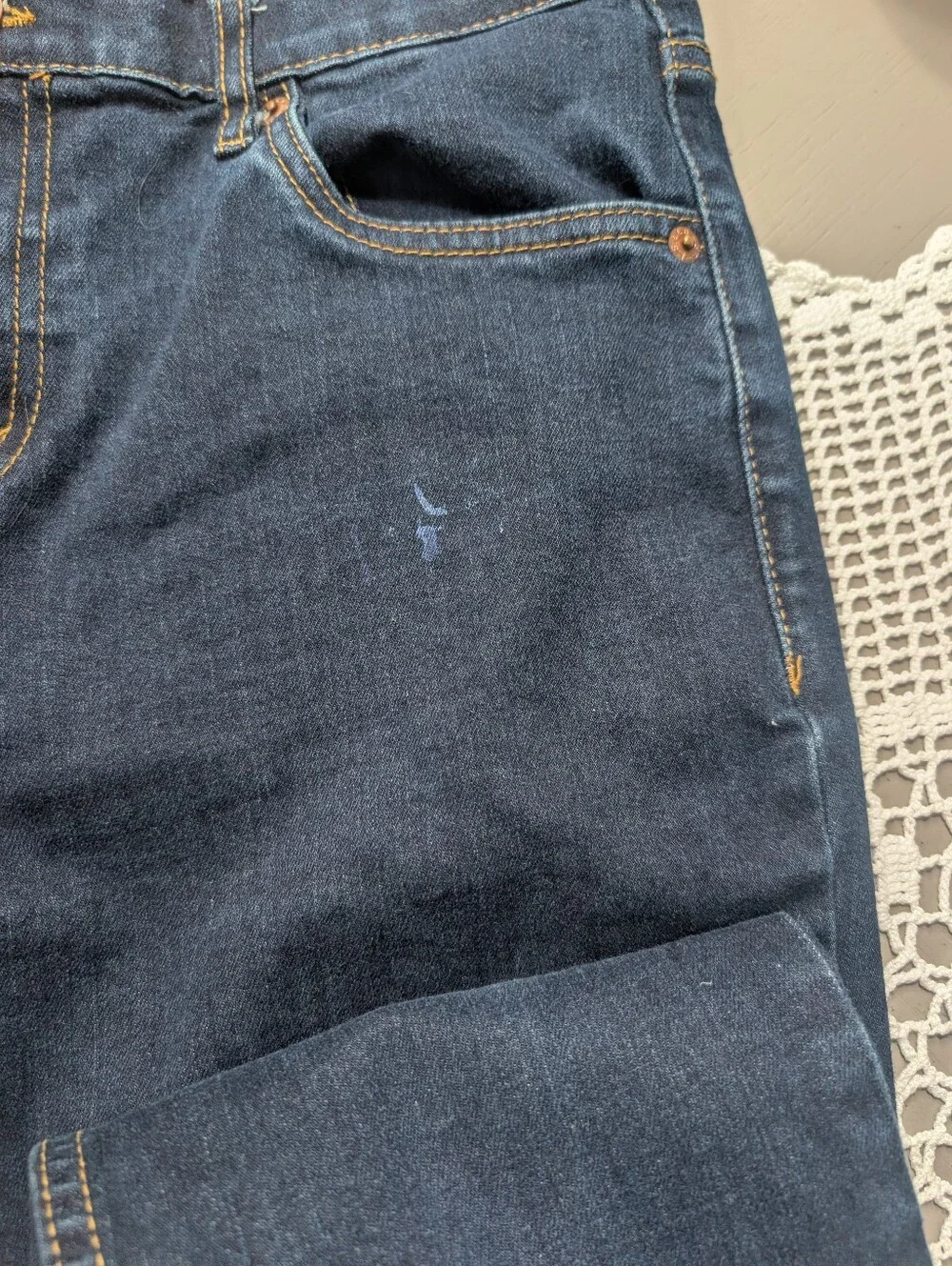Levis Dark Blue Denim Jeans - Classic Straight Fit Boys Size 20, 30X32